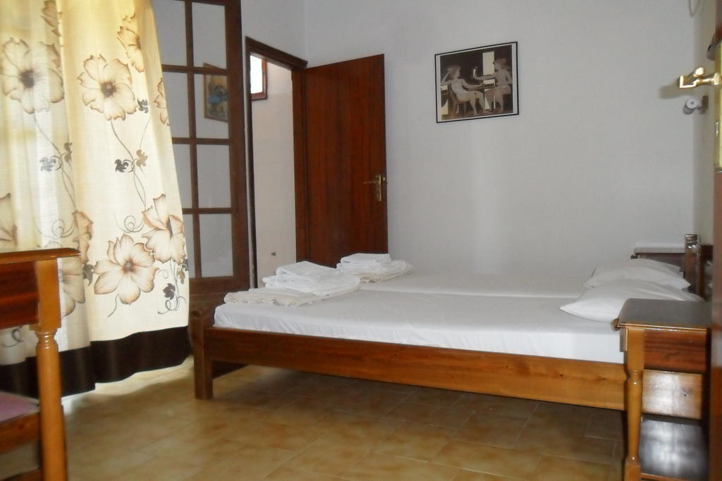 Viki Studios And Apartments Skala Potamias  Room photo