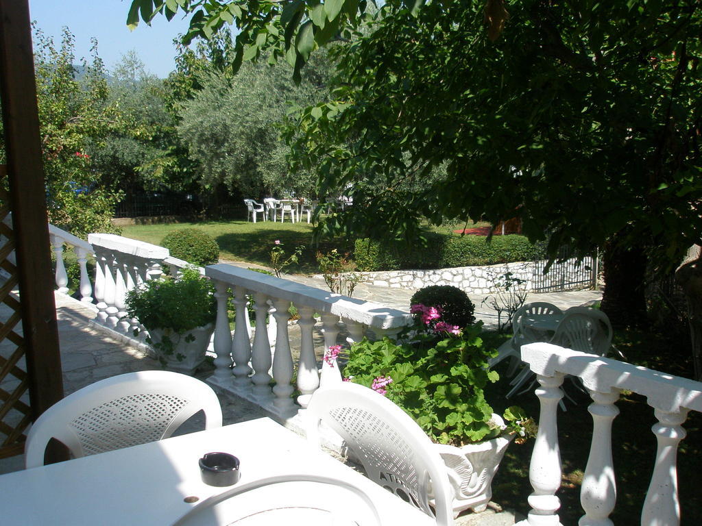 Viki Studios And Apartments Skala Potamias  Exterior photo